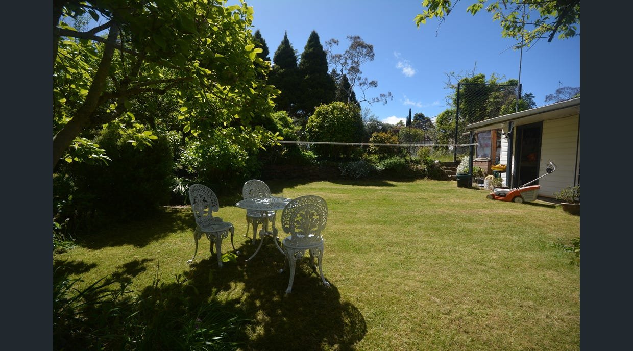 Use bitcoin or other cryptocurrencies to book and pay for long term rentals in Katoomba, New South Wales, Australia, picture 2