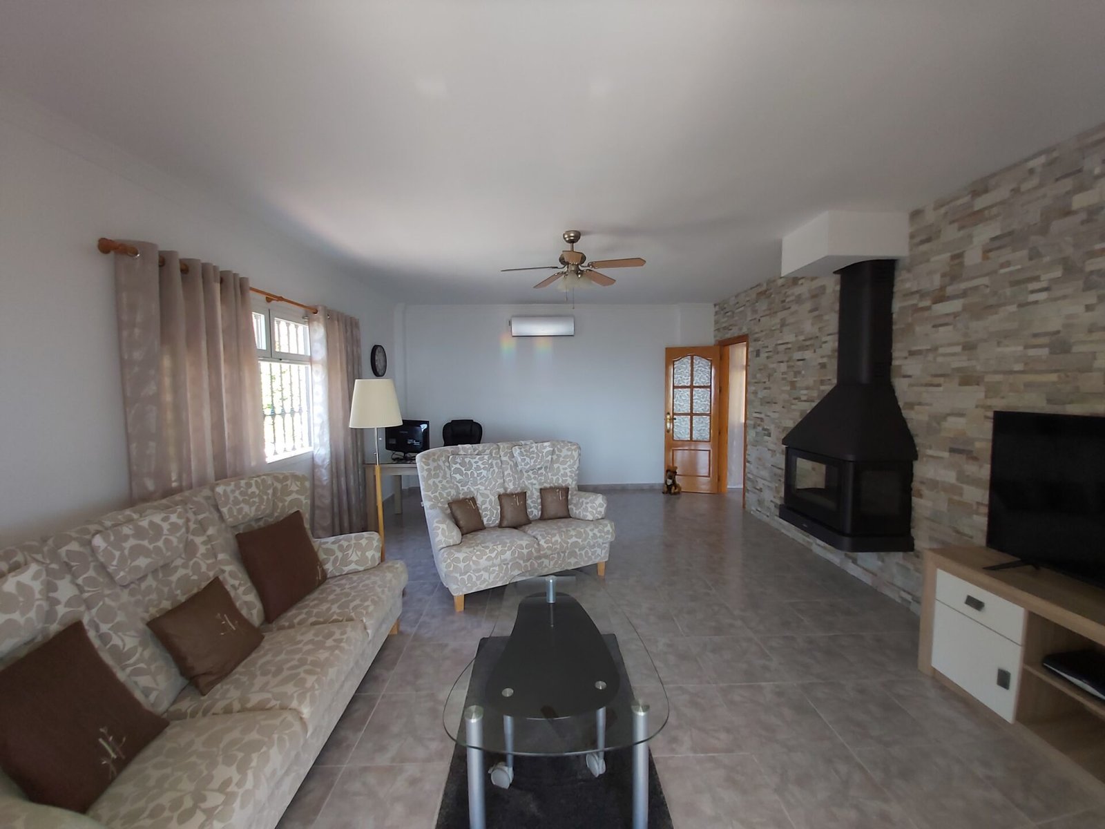 Use bitcoin or other cryptocurrencies to book and pay for villas in Vélez-Málaga, Málaga, Spain, picture 4