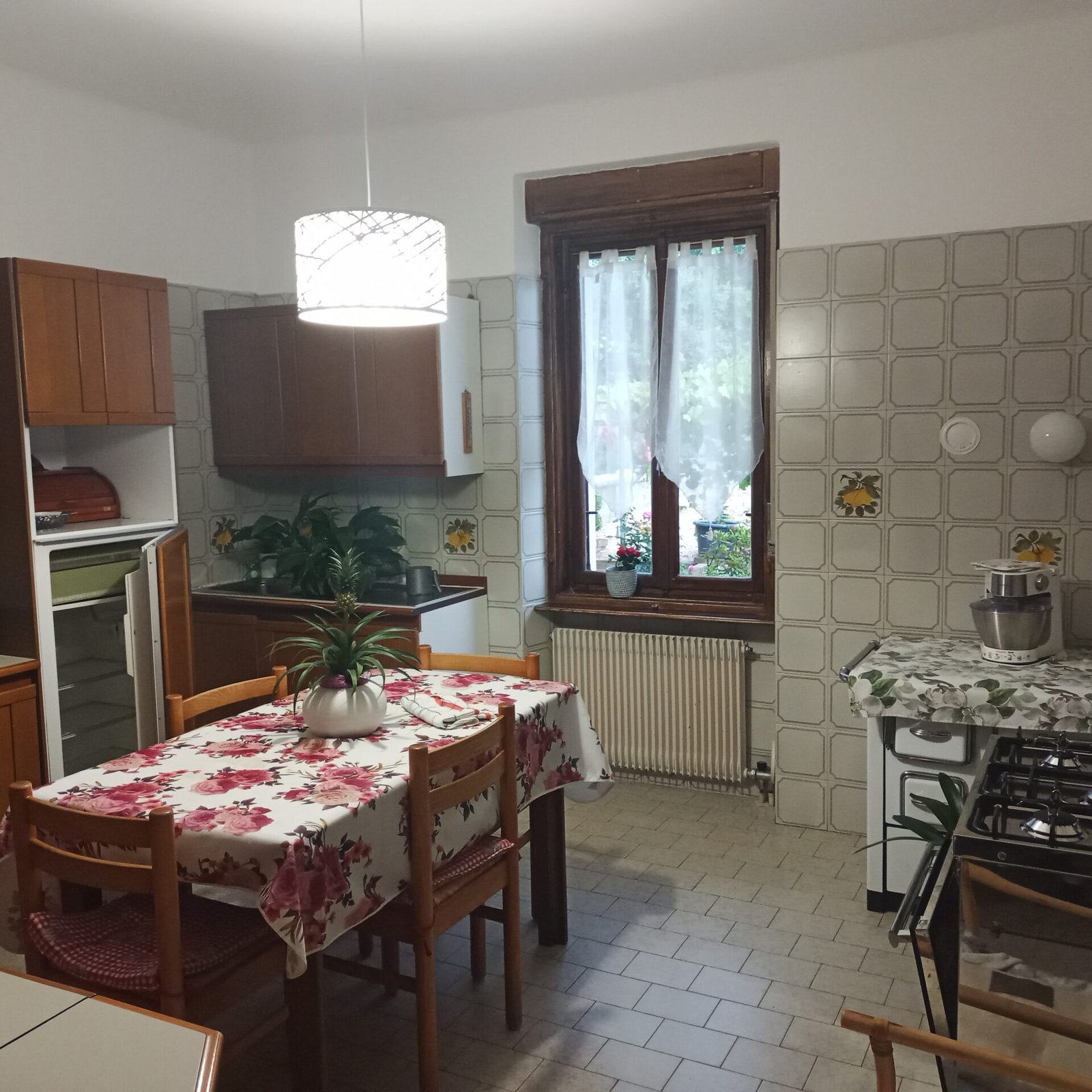Use bitcoin or other cryptocurrencies to book and pay for apartments in Rovereto, Trentino, Italy