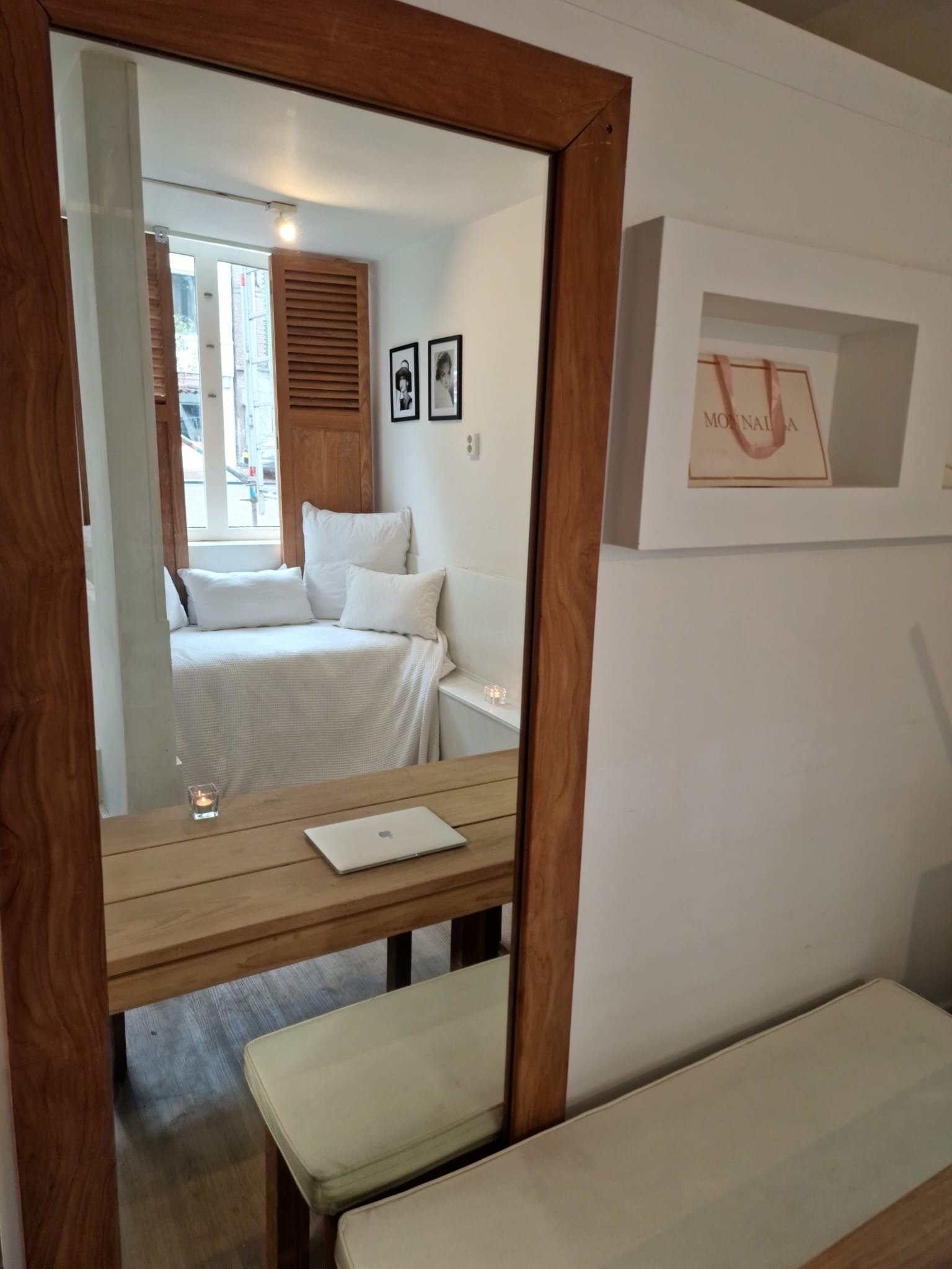 Use bitcoin or other cryptocurrencies to book and pay for apartments in Amsterdam, North Holland, Netherlands, picture 10